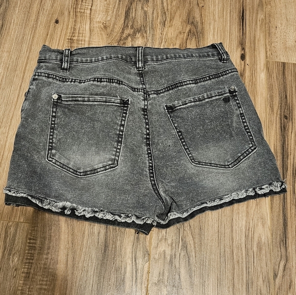 Wallflower Grey Jean Shorts Distressed Style - Picture 3 of 6